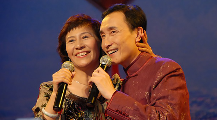 舞臺上的“小男人”——鞏漢林 3030說 小品 相聲 美麗的尷尬 金珠 趙麗蓉 唐杰忠 鞏漢林 3030說  第4張