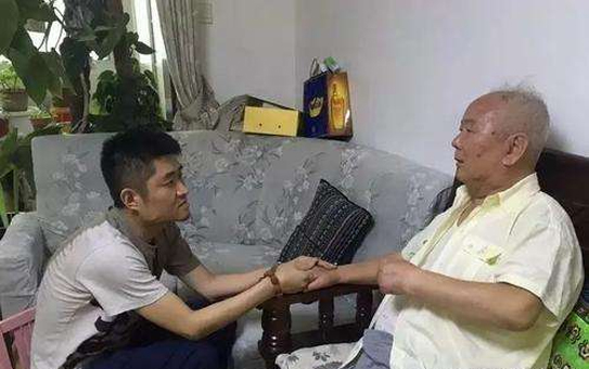 苗阜恩師鄭小山6月24日上午深圳逝世，享年82歲 青曲社 相聲 苗阜 鄭小山 3030說(shuō)  第3張