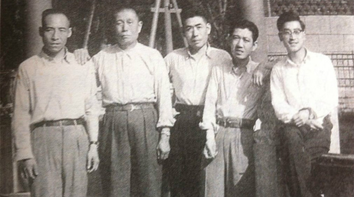 袁佩樓（相聲第六代傳人） 濟(jì)南市市中區(qū)人大代表 張壽臣徒弟 袁佩樓 名家堂  第1張